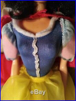 1993 Disney Barbie Snow White 7 Dwarfs Evil Queen Color Changing Doll Seven Lot