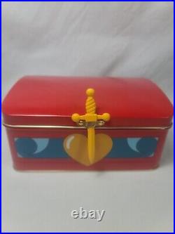 1993 Walt Disney Snow White Evil Queen/Old Hag 3D Magic Mirror Watch WithTin Box