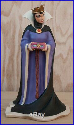 Ceramic DISNEY COLLECTION Figurine Snow White EVIL QUEEN Statue 1997 Collectible
