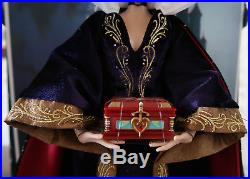 DISNEY STORE THE EVIL QUEEN 17 Limited Edition of 4000 DOLL NIB SNOW WHITE #550