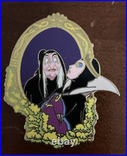 Disney Auctions Evil Queen in the Mirror Hag Reflection LE 1000 Disney Pin 28490