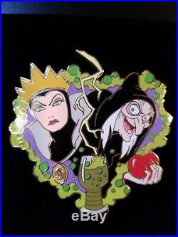 Disney Auctions Pin Le 100 Evil Queen Old Hag Transformation Snow White Apple