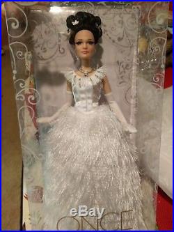 Disney D23 Exclusive Once Upon a Time Evil Queen Snow White Doll set limited