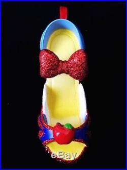 Disney Disneyland Parks The Evil Queen And Snow White Runway Shoe Ornament Lot
