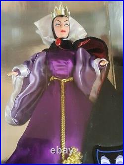 Disney Doll Evil Queen Vintage Doll Villains Wicked Queen Doll NIB BOX AS IS