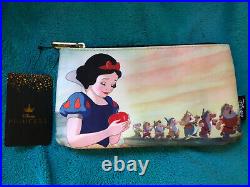 Disney Employee Center DEC Exclusive Loungefly Snow White Evil Queen Pouch LE600