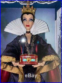 Disney Evil Queen Limited Edition 17 Doll Disney Store Snow White
