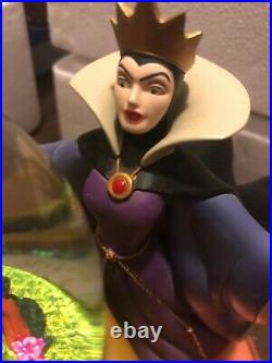 Disney Evil Queen With Snow White Villians Snowglobe