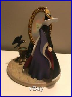 Disney Gallery Snow White Evil Queen Magic Mirror Figurine Lmtd Edition