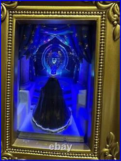 Disney Gallery of Light Olszewski Snow White Evil Queen at The Mirror