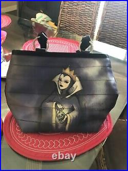 Disney Harveys Seatbelt Bag Snow White/ Evil Queen