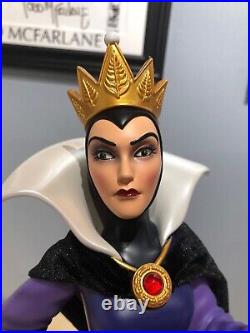 Disney Master Craft Snow White & Seven Dwarfs MC-061 Evil Queen Grimhilde Statue