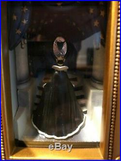 Disney Olszewski Gallery of Light Evil Queen at the Mirror Snow White MIB COA