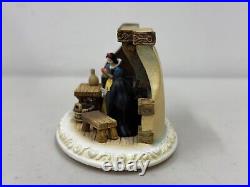 Disney Olszewski Story-Time Snow White & Old Hag/Evil Queen Take A Bite Figurine