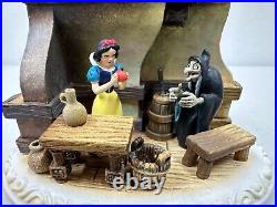 Disney Olszewski Story-Time Snow White & Old Hag/Evil Queen Take A Bite Figurine