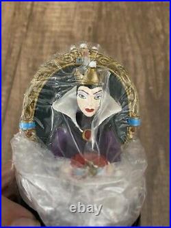 Disney Parks Snow White Evil Queen Villains Watch LE 3000 in Metal Canister
