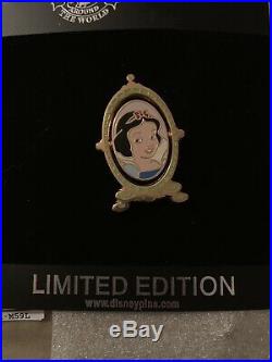 Disney Pin Le Limited Edition 250 Princess Snow White Evil Queen Spinner Series
