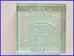 Disney Robert Guenther RARE Evil Queen from SNOW WHITE Etched Glass Paperweight