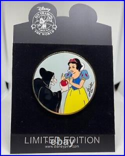 Disney Shopping Old Hag & Snow White Elisabete Gomes Pin LE 100 Rare Evil Queen