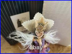 Disney Showcase Evil Queen masquerade Figurine haute couture snow white boxed