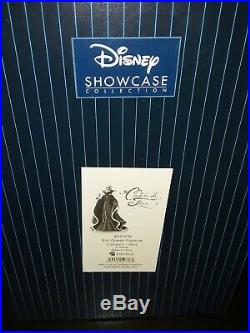 Disney Showcase Snow White Evil Queen Couture de Force 4031539