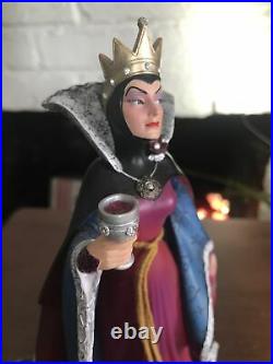 Disney Showcase Snow White Evil Queen Couture de Force 4031539 Loose Bin30