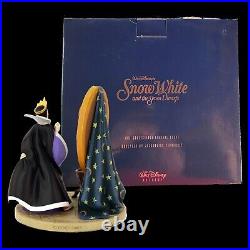 Disney Snow White Evil Queen Magic Mirror Figural Scene 747/2500 Figurine Coa MB