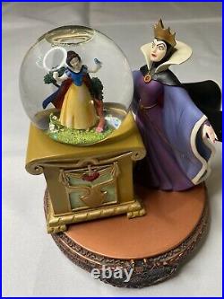 Disney Snow White Evil Queen Villains Snow Globe Crystal Ball Extremely Rare