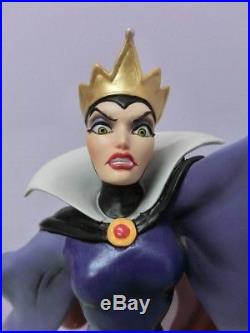 Disney Snow White Evil Queen Villans Figure Doll Showcase ENESCO Grand Jester