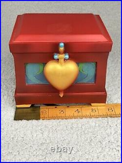 Disney Snow White Poison Apple Ornament Evil Queen Heart Box 2007
