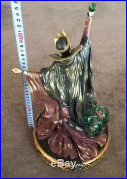 Disney Snow White Villains Evil Queen Snow Globe Light Up Statue Figurine Japan