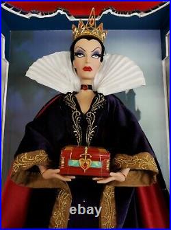 Disney Snow White and the Seven Dwarfs Limited Edition Evil Queen 17 Doll