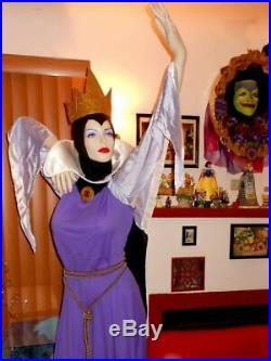 Disney Snow white Evil Queen Mannequin Life Size and Mirror on the wall Prop