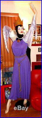 Disney Snow white Evil Queen Mannequin Life Size and Mirror on the wall Prop
