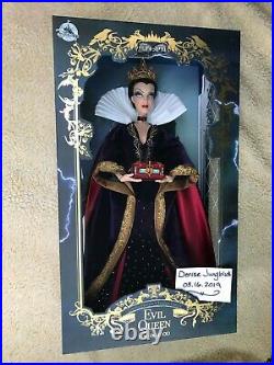 Disney Store Limited Edition Snow White in Rags and Evil Queen New In Box
