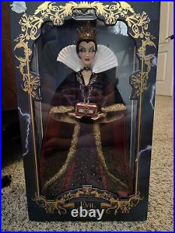 Disney Store Snow White Evil Queen doll Limited Edition 17