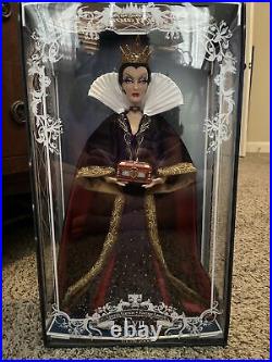Disney Store Snow White Evil Queen doll Limited Edition 17
