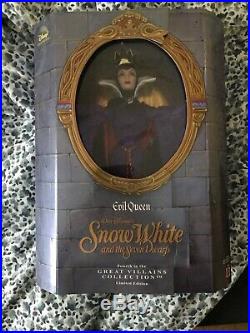 Disney Villains Evil Queen Doll Snow White Limited Edition New In Box Snow White