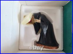 Disney WDCC Snow White Take The Apple Dearie Evil Queen/ Witch Figurine + COA
