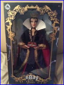 Disney limited edition Snow White and Evil Queen Doll Set Both 17 NRFB