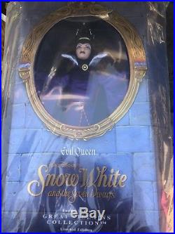 Evil Queen Barbie Snow White Disney Great Villain Collection 1998 Collector MINT