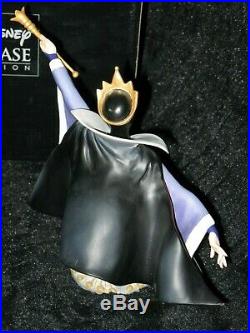Evil Queen Bust ENESCO DISNEY SHOWCASE COLLECTION GRAND JESTER Snow White