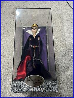 Evil Queen Disney Villains Designer Doll 2012 Snow White + LE bag #6056