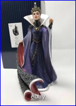 Evil Queen Figure Snow White DISNEY SHOW CASE
