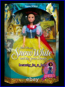 Evil Queen Great Villains Snow White Doll and the Seven Dwarfs & 7 Disney Lot 9
