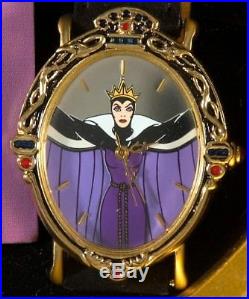 Evil Queen Magic Mirror Watch Snow White Disney LE 417/1000 NIB Fantasma
