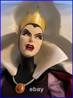 Evil Queen Snow White Sideshow Collectibles Premium Format Exclusive Statue