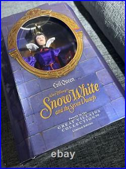 Evil Queen doll 18626 Great Villans Collection Disney Snow White NIB NEW