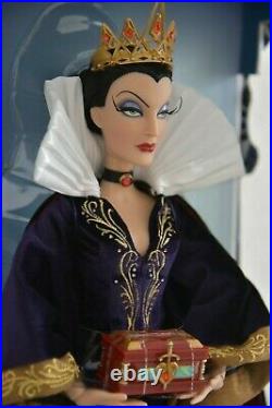 Evil queen snow white disney store limited edition doll new 7 dwarves 4000