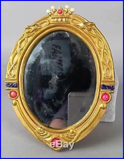 Fantasma Evil Queen Mirror Box Watch Snow White Disney LE 47/1000 NIB
